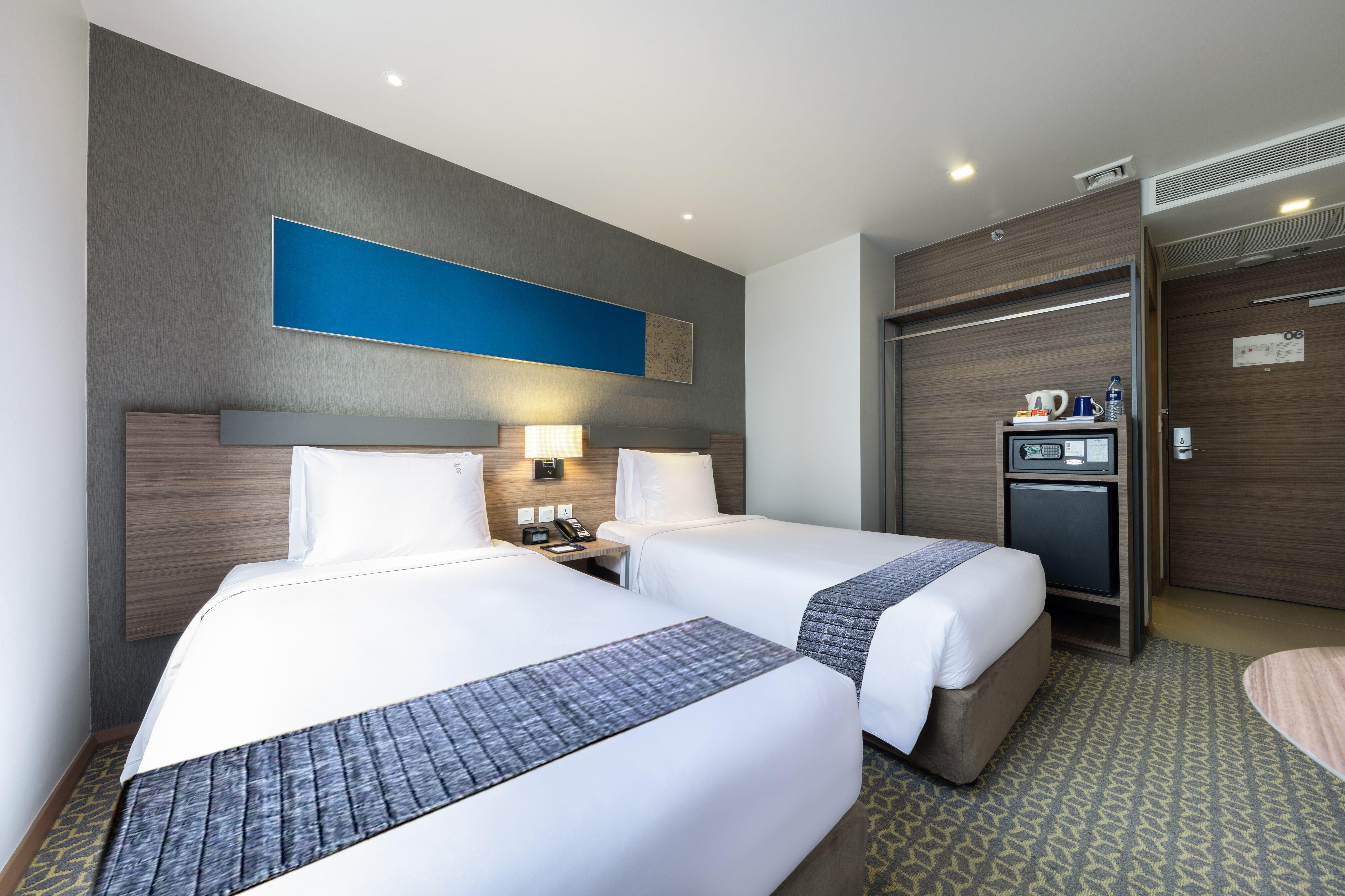 Holiday Inn Express Bangkok Sathorn By Ihg Екстериор снимка