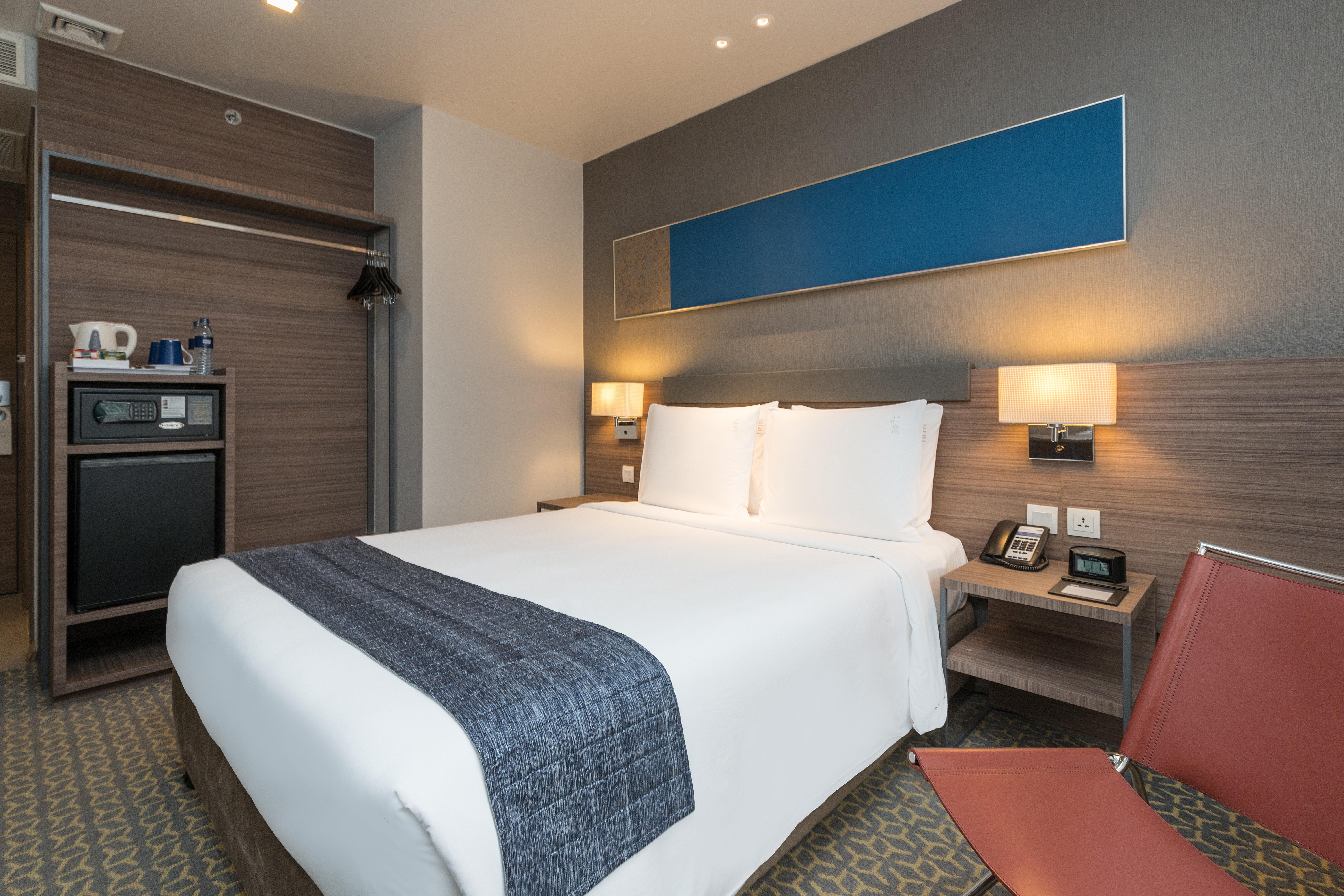 Holiday Inn Express Bangkok Sathorn By Ihg Екстериор снимка