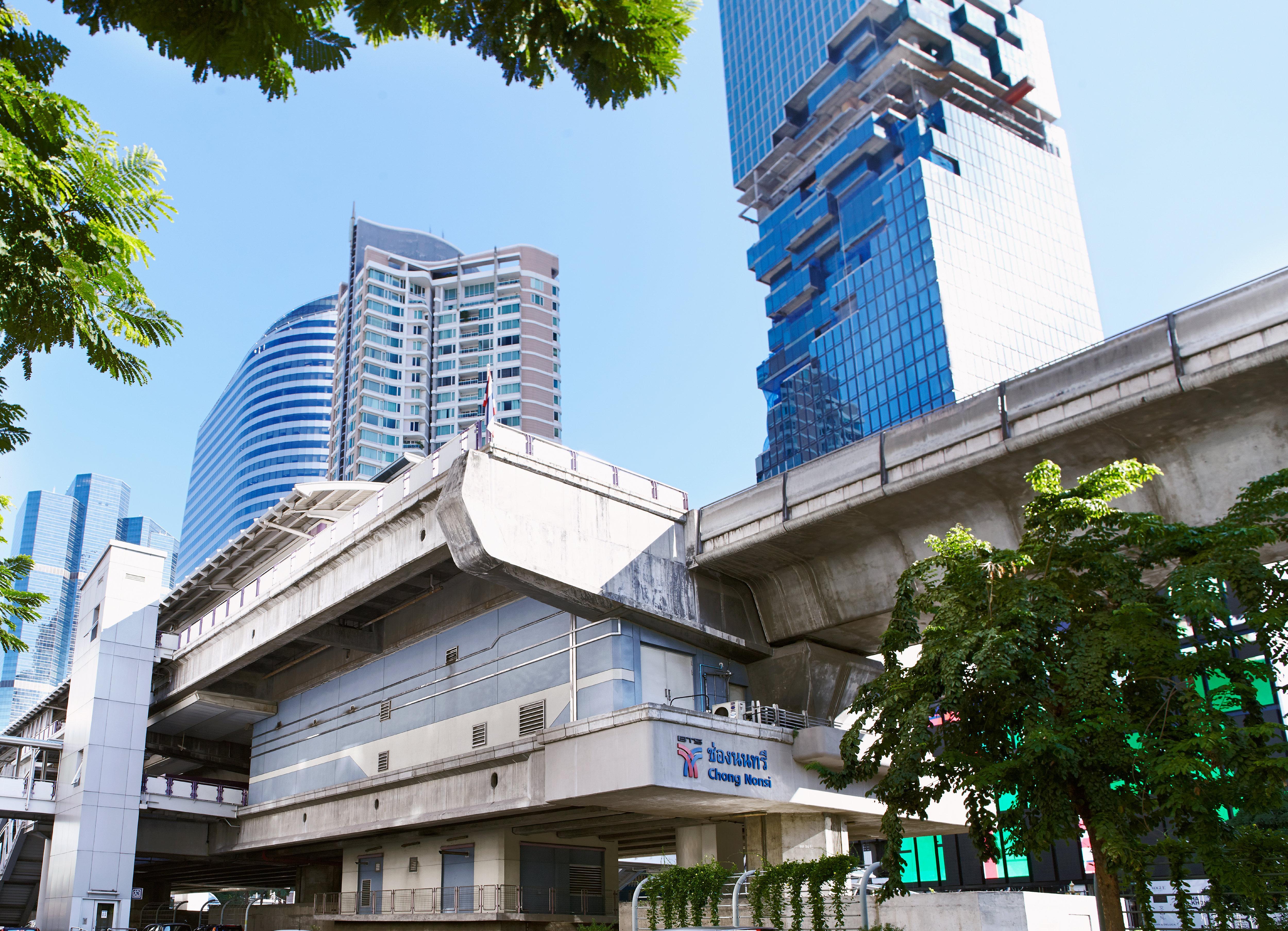 Holiday Inn Express Bangkok Sathorn By Ihg Екстериор снимка